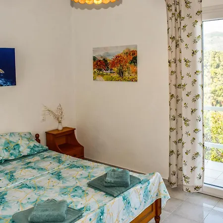 Nest View House * Skiathos Town
